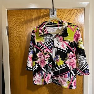 Draper’s & Damon’s zippered top/jacket. Size PM. Excellent condition.